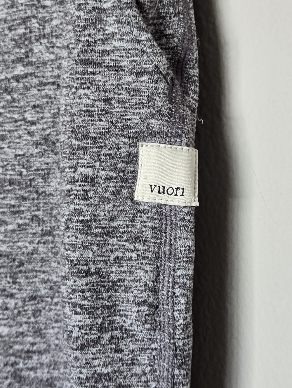 Vuori Performance Joggers Heathered Gray Crop Size M - Picture 7 of 11